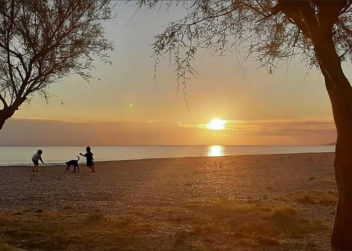 Lungomare 70 Bed & Breakfast 3*